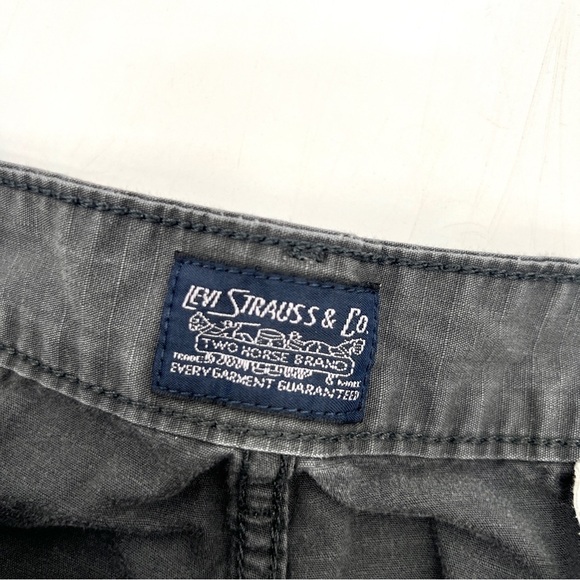 LEVI STRAUSS Men's Gray Ripstop Cargo Shorts Waist Size 42 - Picture 4 of 13